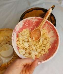 ถาดเสิร์ฟทำมือจากเรซิ่นปลอดภัยสำหรับอาหาร ลายหินอ่อนและลายวนน้ำ สีทาด้วยมือ งานฝีมือเหนือกาลเวลา รุ่น TC-677 สำหรับใช้ในบ้าน/งานเลี้ยง - Product Image 3