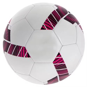 Balones de Fútbol de Cuero PU Ligeros con Impresión Personalizada y Logotipo, Balones de Entrenamiento Deportivo de Pakistán, Tamaños Personalizados Duraderos - Product Image 2