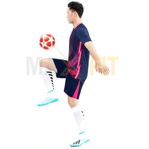 Uniforme de fútbol para hombres, uniforme cómodo y transpirable, hecho en paquistaní, de alta calidad, por MAXFIT - Product Image 2