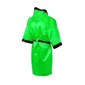 เสื้อคลุมมวยพร้อมฮู้ดและสีตัดกันสำหรับนักสู้มืออาชีพเสื้อคลุมชกมวยผ้าซาตินมีสีและขนาดที่กำหนดเอง - Product Image 4