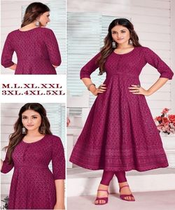 Été Collectif Coton Rayonne et Imprimé Kurti Avec Pantalon Dames Femme Porter Indien Prêt à Porter Meilleur Prix Vente en Gros Surat Apparel - Product Image 6