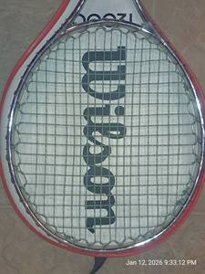 ไม้เทนนิสวินเทจวิลสัน T2000 พร้อมปลอกหุ้ม ด้ามจับสีน้ำตาล ขนาด 4 1/2 นิ้ว - Product Image 5