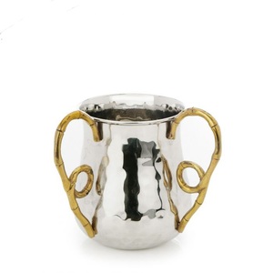 Elegantes tazas de café de metal de diseño moderno con interiores aislados para mantener las bebidas calientes o frías durante períodos prolongados - Product Image 2