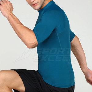 Équipement d'entraînement au combat de bonne qualité personnalisé pour hommes Rash Guard MMA Rash Guard à prix raisonnable fabriqué au Pakistan - Product Image 2