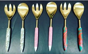 Service à salade en acier inoxydable 18/10 de style vintage, fourchette et cuillère polies en or, ustensiles de cuisine uniques pour la maison et l'hôtel - Product Image 6