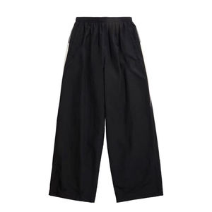 Conjunto Deportivo Cortavientos de Nailon Personalizado OEM 2026 para Hombre, Ropa Deportiva Vintage Resistente al Viento, Chándal Holgado para Hombre - Product Image 4