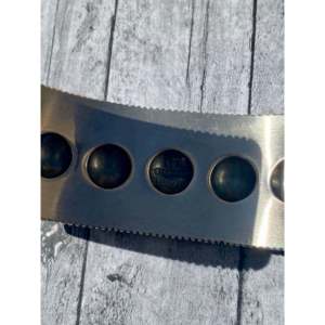 กำไลข้อมือเงินแท้สไตล์วินเทจแบบนาวาโฮ โดย รอน ทอม - Product Image 5