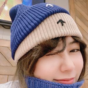 Gorro de Invierno de Alta Calidad, Moderno, Tejido, sin Borde, con Diseño Personalizado, Talla y Estampado a Medida - Product Image 5