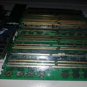 Residuos de CPU de cerámica Intel Pentium Pro Gold Slovia - Product Image 6