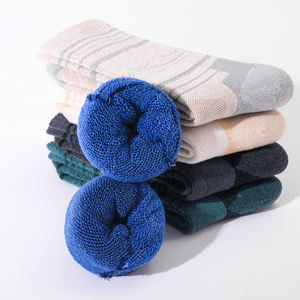 <b>Hot</b> Sell Sweat Absorbing Anti Odor Mens Sports <b>Socks</b> Cotton Black Shallow Mouth Four Seasons Short Tube Men's <b>Socks</b> Sports Wear - Product Image 2