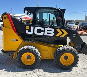 2024 JCB 3TS-8W Skid Steer-Chargeur télescopique 74 HP avec haute portée, hydraulique améliorée et stabilité 4WD - Product Image 1