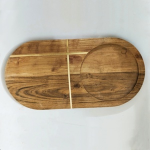Belle planche à découper en incrustation de laiton de forme ovale taille personnalisée planche à découper en bois d'acacia et résine d'Inde - Product Image 1