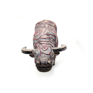 Meilleure qualité Vietnam vente en gros petit buffle en bois fait à la main avec motif de brocart et de terrasse en cire d'abeille imprimé à la main - Product Image 3