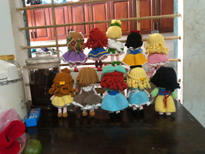 Produits chauds jouets en peluche de poupée au crochet personnalisés pour la décoration ou comme jouets pour enfants de nombreux modèles et tailles disponibles - Product Image 2