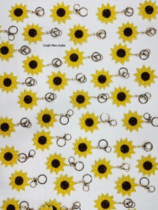 พวงกุญแจลูกปัดโลหะประดับด้วยลูกปัดรูปดอกเดซี่ใหม่พวงกุญแจลูกปัดรูปดอกทานตะวันแนวแฟชั่นสไตล์โบฮีเมียน - Product Image 3