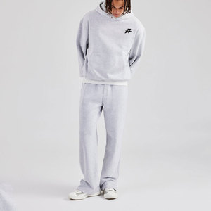 Conjunto Deportivo Moderno para Hombre, Estilo Oversize, Cómodo y a la Moda, para Viajes Casuales y Ropa Urbana - Product Image 1