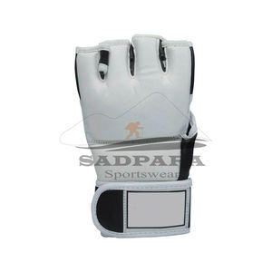 Guantes de boxeo profesionales con logotipo personalizado Guantes Mma de alta calidad Guantes de entrenamiento Muay Thai Cuero Pu duradero Ajuste seguro - Product Image 5