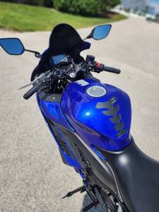 Moto Yamaha YZF-R3 d'occasion à bas prix, modèle 2020, à vendre - Product Image 3