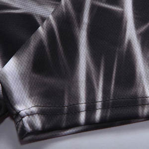 เสื้อยืดคอกลมสไตล์สตรีทแวร์สำหรับผู้ชาย แบบซับลิเมชั่น ออกแบบโลโก้ของคุณเอง เสื้อยืดซับลิเมชั่นสำหรับผู้ชาย - Product Image 3