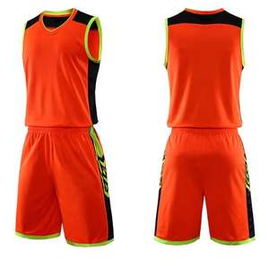 Uniforme de basket-ball personnalisé par sublimation, ensemble maillot et short d'équipe personnalisé - Product Image 3