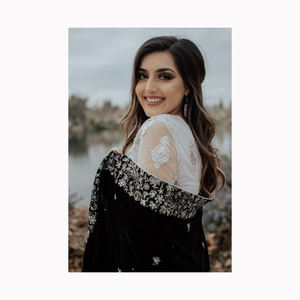 ชุดสัลวาร์ คามีซ ผู้หญิง ดีไซน์ทันสมัย พิมพ์ลายดอกไม้ ผ้าคลุมไหล่หนังแท้ ปักลายละเอียด ออกแบบตามสั่ง สำหรับ 4 ฤดู สไตล์อินเดีย - Product Image 1