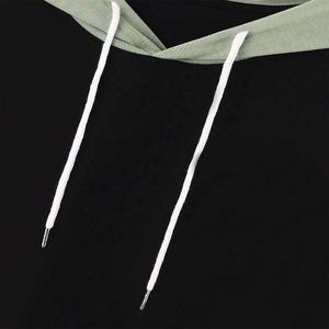 ชุดเซ็ตเสื้อฮู้ดดี้ลำลองผู้ชายแบบมีฮู้ด สีบล็อก สำหรับฤดูหนาว พร้อมกางเกงขาสั้น ผ้าคอตตอน/โพลีเอสเตอร์ 100% แห้งเร็ว รับผลิตตามแบบ OEM สีตามสั่ง - Product Image 4