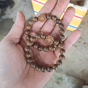 Superior Underwater Oud <b>Bead</b> Bracelet Made From 100% Pure Vietnamese Agarwood 10mm High Quality Vietnam Oud <b>Bead</b> Bracelet - Product Image 5