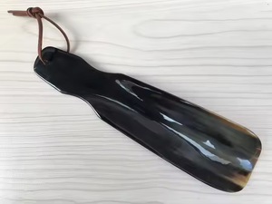 รองเท้าเขาสัตว์  งานฝีมือที่ประณีตและทนทานโดย ซานิยา แฮนดิคราฟต์ - Product Image 6