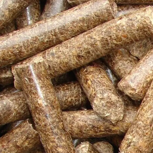 Pellets de bois de pin en stock DIN Plus/EN Plus-A1 6mm, briquettes emballées en sac, sciure de bois et copeaux de bois en poudre, palettes de 15kg - Product Image 6