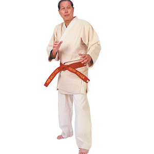 Uniformes de kárate de alta calidad/Gi's /chaquetas 100% algodón logotipo personalizado fabricante en Sialkot Pakistán por Vinor Sports - Product Image 2