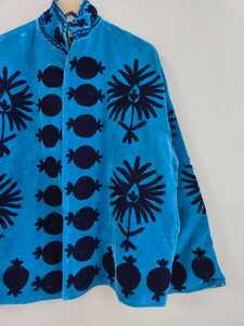 Chaqueta Suzani de Terciopelo, Abrigo de Invierno Bordado, Chaqueta Bordada Suzani de Terciopelo, Abrigo Artesanal Bohemio - Product Image 4