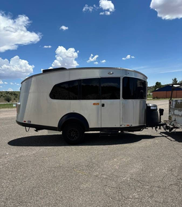<span class=keywords><strong>Caravane</strong></span> compacte de luxe 750 kg à vendre – Mini-<span class=keywords><strong>caravane</strong></span> de voyage compacte à <span class=keywords><strong>acheter</strong></span> maintenant - Product Image 1
