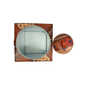 Ensemble de souvenirs décoratifs en étain indonésien, motif batik traditionnel WIK, modèle WIK-EH BCA, taille moyenne, élégant - Product Image 3