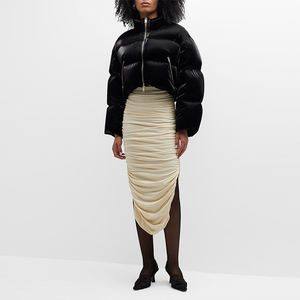 OEM personnalisé hiver chaud femmes noir culture bulle manteau à manches longues épais fermeture éclair bouffantes doudounes - Product Image 5