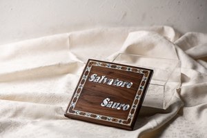 Caja de dulces acrílica transparente de lujo con tapa con Incrustaciones de nácar natural perfecta para regalos de Eid, Ramadán y fiestas - Product Image 6