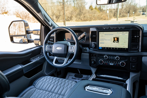 Nueva Llegada 2024 FORD F450 4X4 PICKUP Volante a la Izquierda 6.7L Diésel - Product Image 2