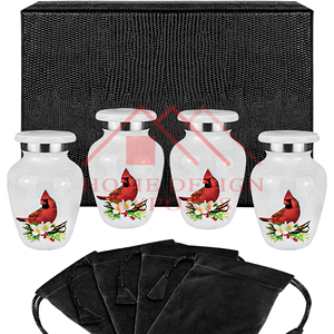 Jarrón de urnas de metal de aluminio hecho a mano con acabado de terracota mate - Product Image 5