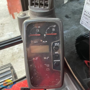 Excavadora Hitachi ZX200 Usada de Alta Calidad, Máquina de Construcción Popular en Venta a Bajo Precio - Product Image 6