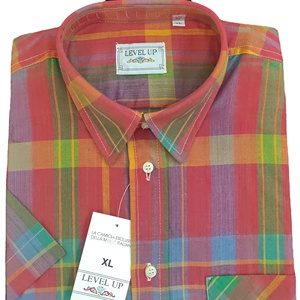 Camicia da uomo di alta qualità in cotone 100% manica corta quadri colorati seguendo <span class=keywords><strong>la</strong></span> tradizione Made in Italy export - Product Image 1