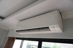 Climatiseur mural portable haut de gamme à alimentation CC mobile pour usage domestique, hôtelier et familial - Product Image 5