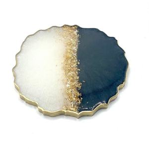 Posavasos de resina hechos a mano con diseño floral pétalos incrustados esteras de epoxi perfectas para mesa de oficina en casa y regalos reflexivos - Product Image 5
