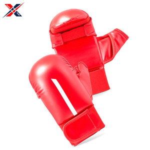Gants de karaté et de boxe en cuir PU rouge personnalisés pour adultes Design unique Tissu souple pour l'entraînement - Product Image 5