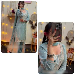 Presentamos el Nuevo Plazzo Dupatta Listo para Usar, Diseño Elegante y Especial, Bordado Pesado con Lentejuelas, Georgette Sintética Reversible - Product Image 6