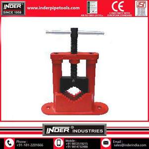 Étau de tuyau de type pilier robuste réglable de qualité industrielle en usine OEM Précision et durabilité - Product Image 3