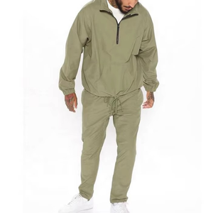 Personalizable Hombres Contraste de color Venta caliente Entrenamiento de invierno Gran tamaño Joggers Calidad Venta al por mayor Nylon Chándal Hombres Ropa informal - Product Image 6