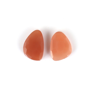 Piedra lunar naranja de alta calidad Piedra preciosa suelta Corte elegante irregular natural de alta calidad Corte facetado Todos los tamaños Precio de fábrica al por mayor - Product Image 1