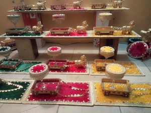 Décoration Joyeux Mehandi Assiettes Avec Poignée Décoration De Mariage 2025 Meilleur pour Mariage Mehndi Cadeaux OEM Service Personnalisé - Product Image 6