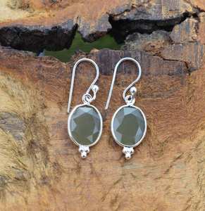 Boucles d'oreilles à crochet en argent sterling calcédoine grise Cadeau de bijoux en pierres précieuses élégantes pour femmes - Product Image 3