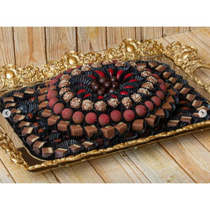 Bandeja de servicio de metal chapado en oro de alta calidad con acento floral Bandeja de chocolate Exhibición de postres Perfecta para servir dulces Caramelos - Product Image 4