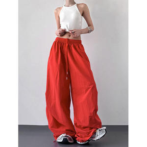 Pantalones de chándal de algodón transpirable Conjuntos de joggers para mujer Diseño de ropa de calle con logotipo personalizado con cierre de cintura elástica - Product Image 4
